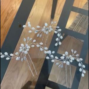 Bridal/bridesmaid/wedding hair pieces!